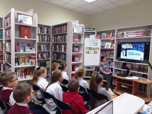 photo_5278680691765875085_y