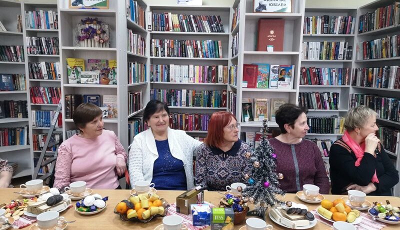 Согреет чаёк в зимний денёк